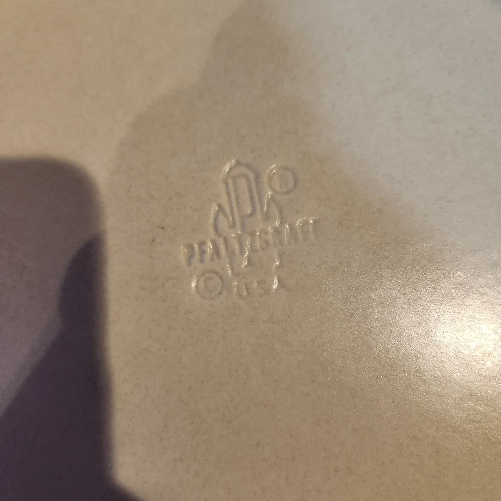2 Pfalzgraff YORKTOWNE Dinner Plates 10